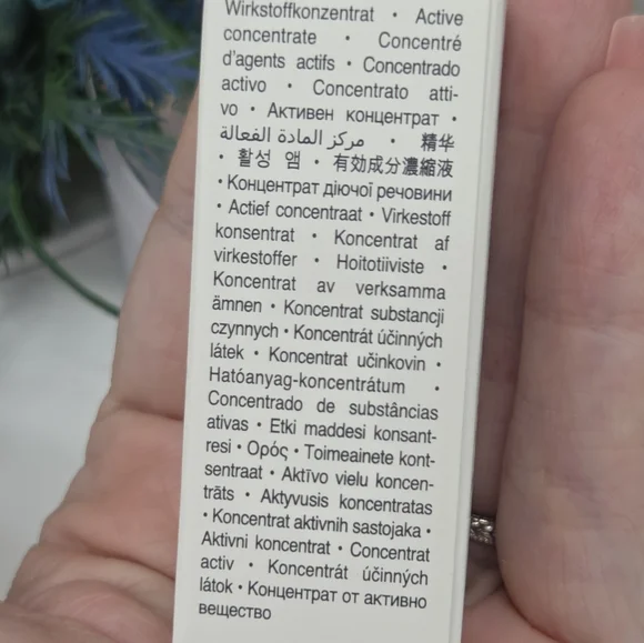 Dr Barbara Sturm Hyaluronic Serum Mini + Skin1004 Madagascar Centella Hyalu-Cica - Picture 4 of 15
